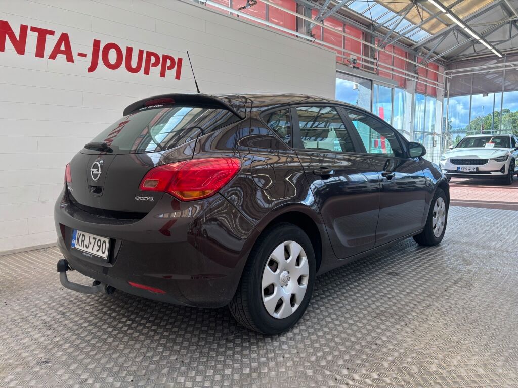 Opel Astra 2012 Ruskea (beige)