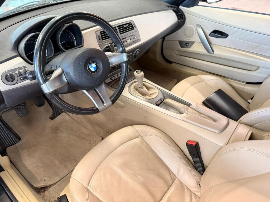 BMW Z4 2004 Musta