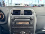 Toyota Corolla 2012 Musta