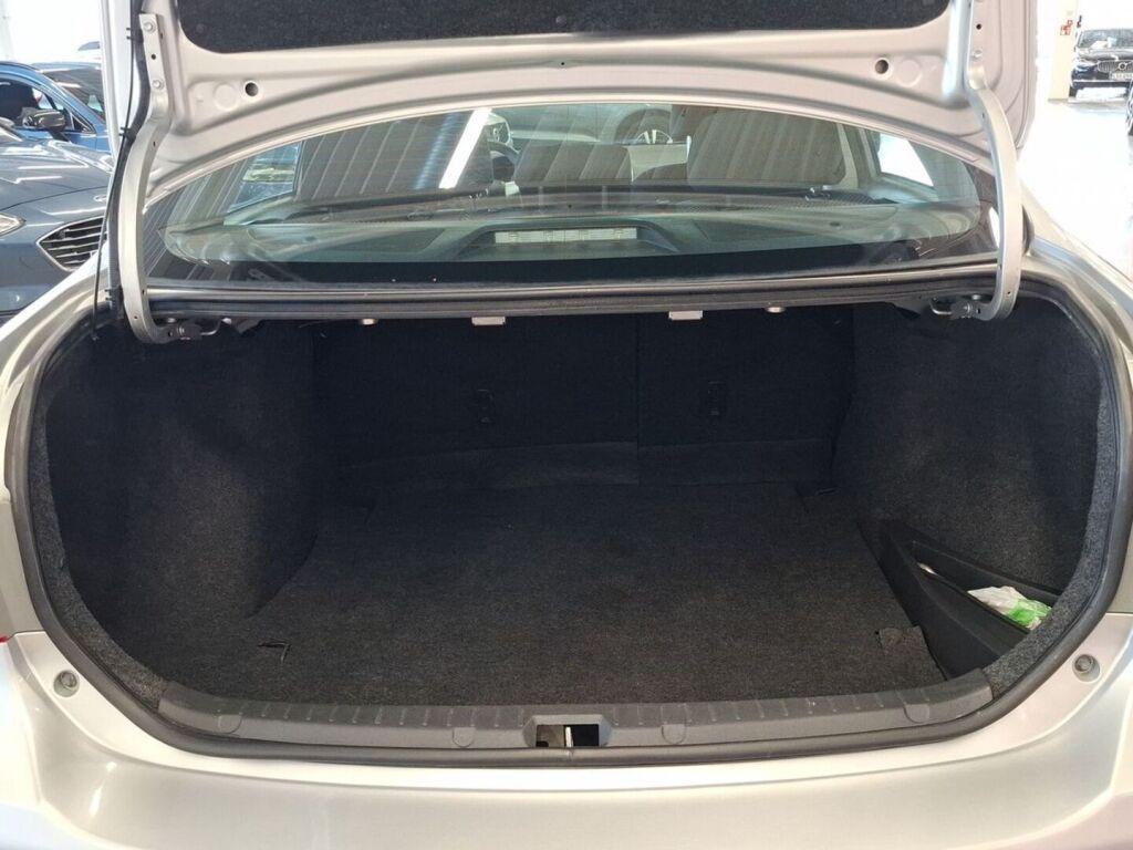 Toyota Corolla 2012 Hopea
