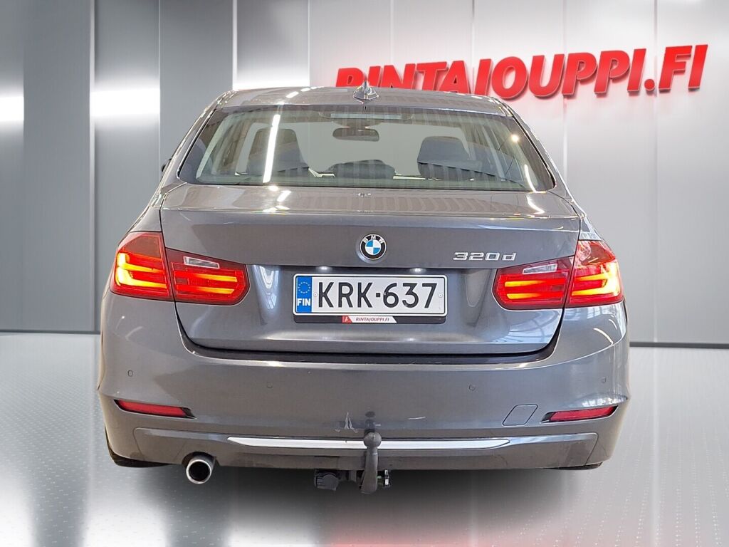 BMW 320 2013 Harmaa