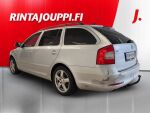 Skoda Octavia 2012 Hopea