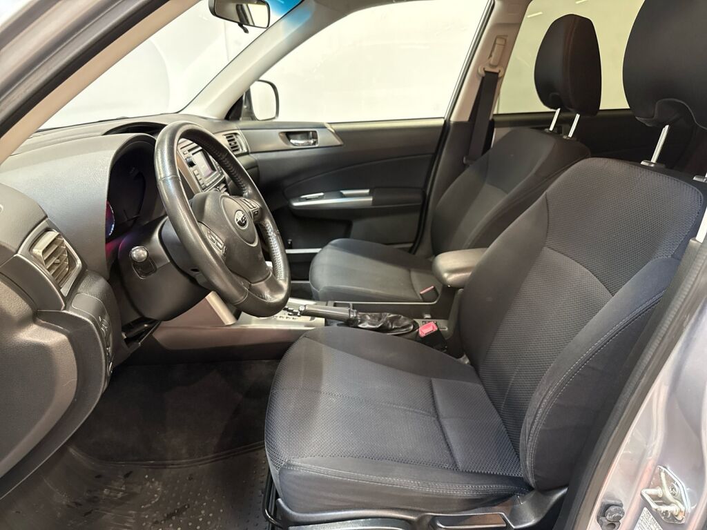 Subaru Forester 2012 Hopea