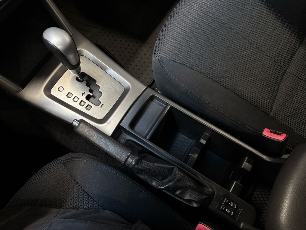 Subaru Forester 2012 Hopea