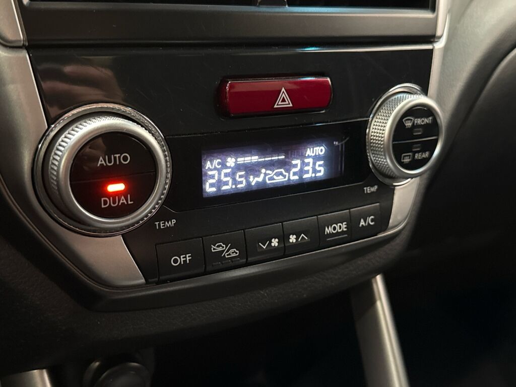 Subaru Forester 2012 Hopea