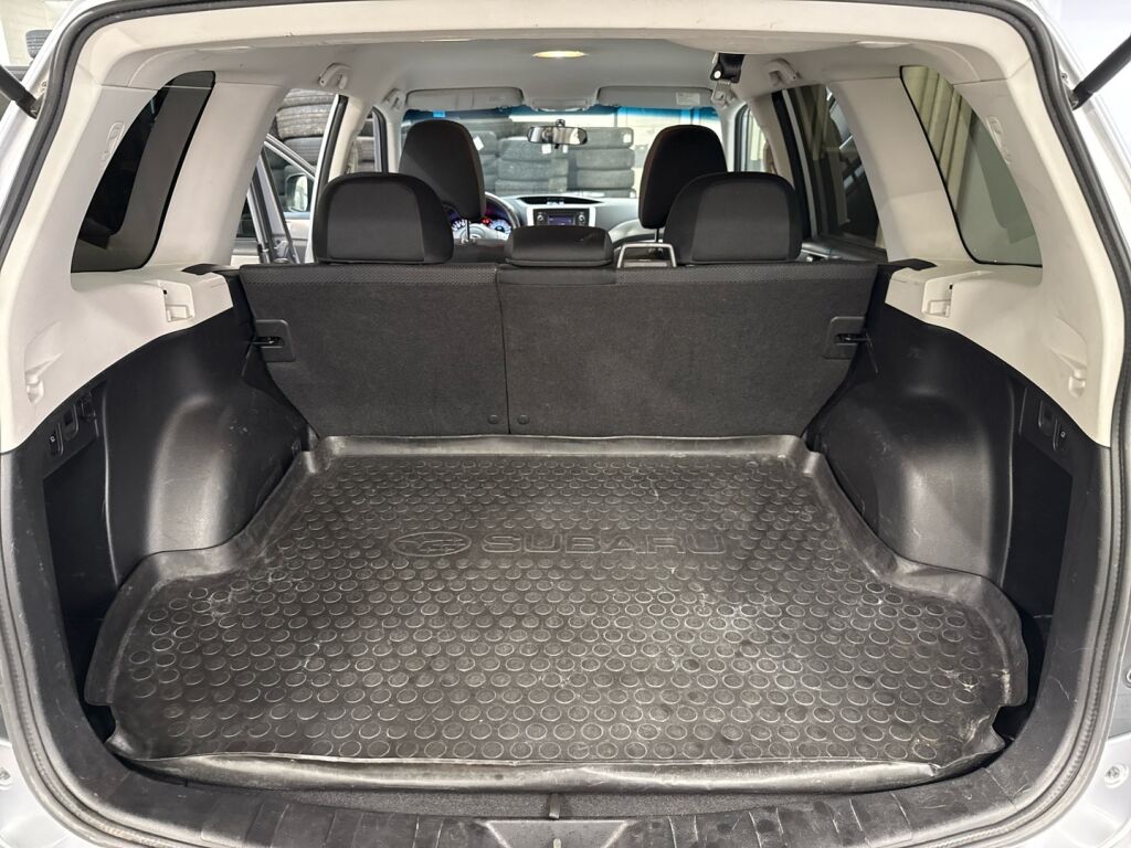 Subaru Forester 2012 Hopea