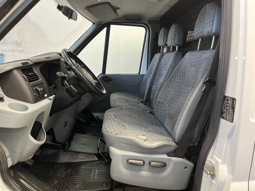Ford Transit 2012 Valkoinen