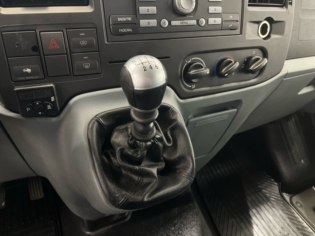 Ford Transit 2012 Valkoinen