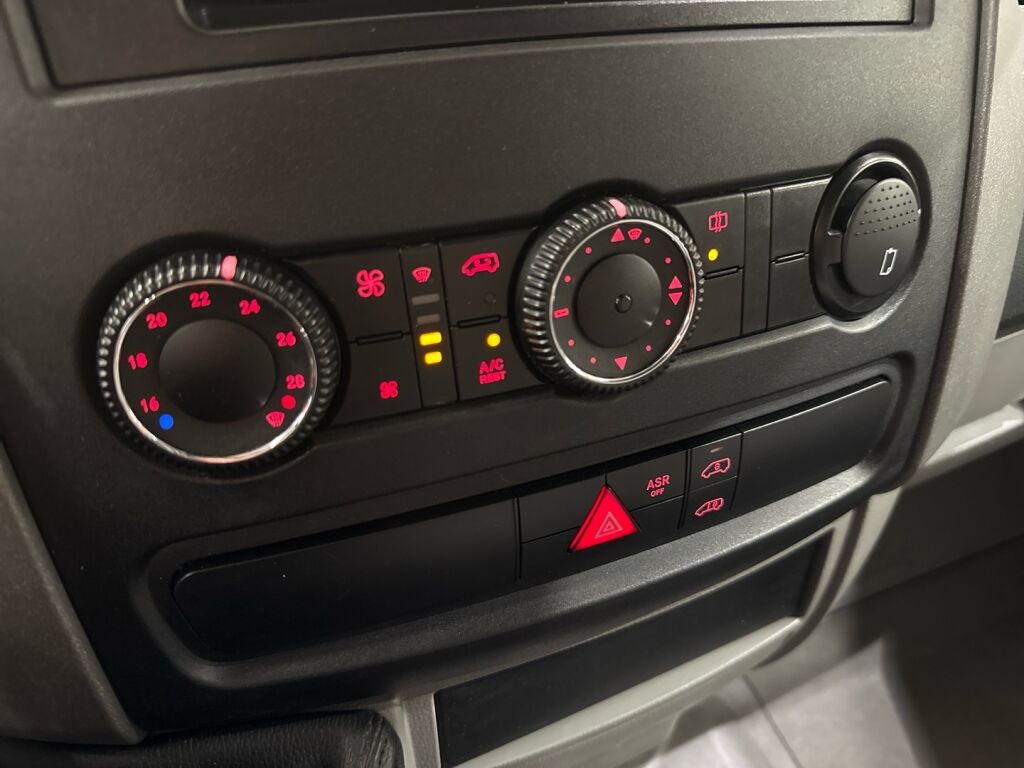 Volkswagen Crafter 2011 Valkoinen