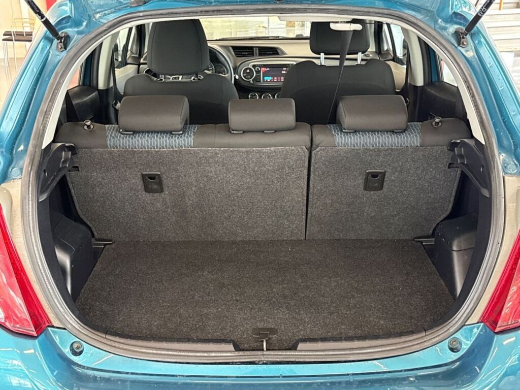 Toyota Yaris 2012 Turkoosi