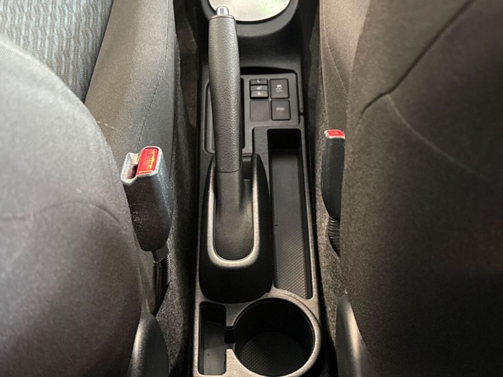 Toyota Yaris 2012 Turkoosi