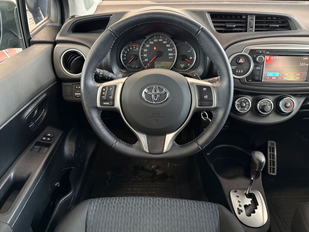Toyota Yaris 2012 Turkoosi