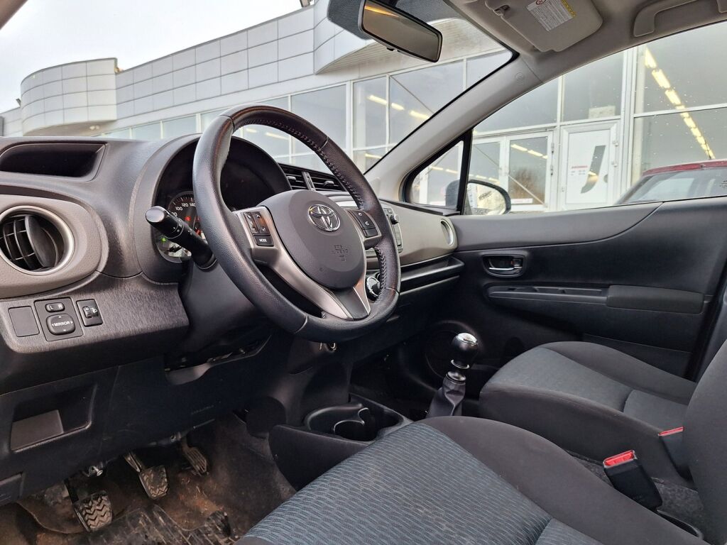 Toyota Yaris 2012 Turkoosi