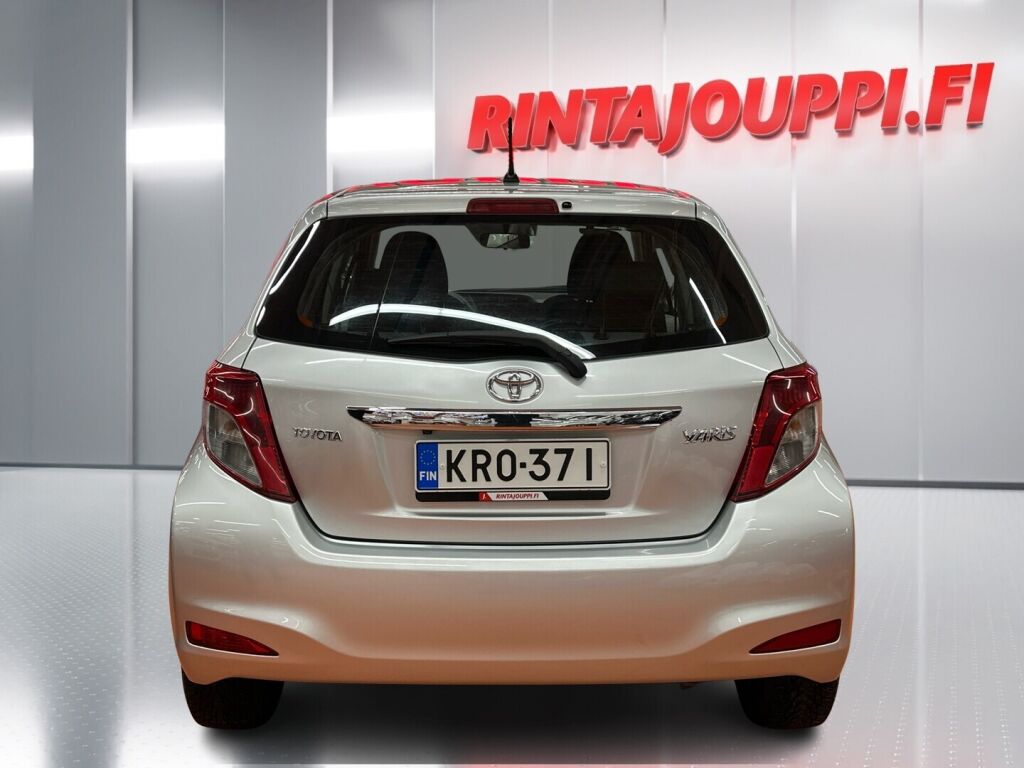 Toyota Yaris 2012 Hopea