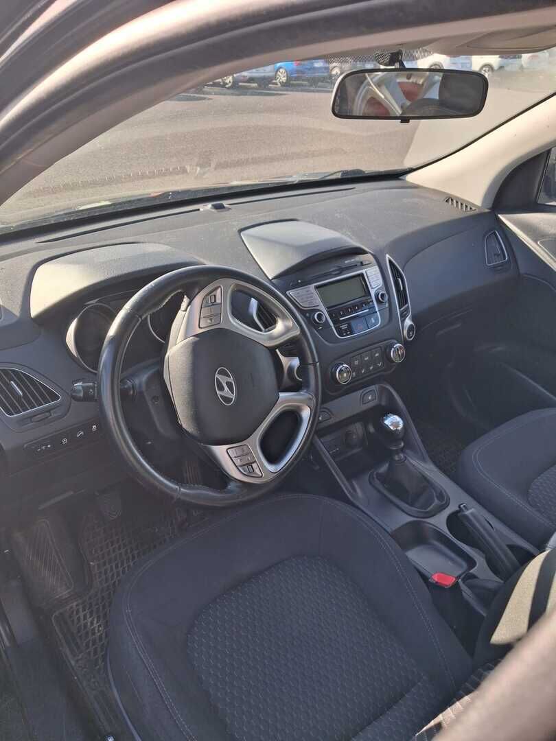 Hyundai ix35 2012 Musta