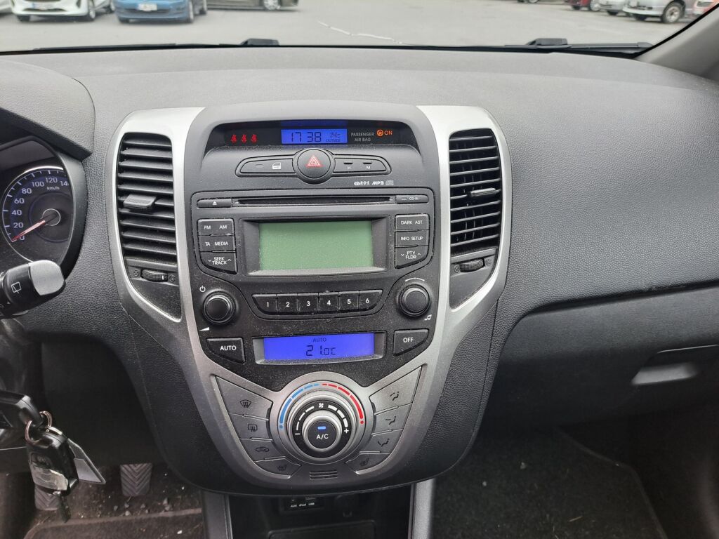 Hyundai ix20 2012 Valkoinen