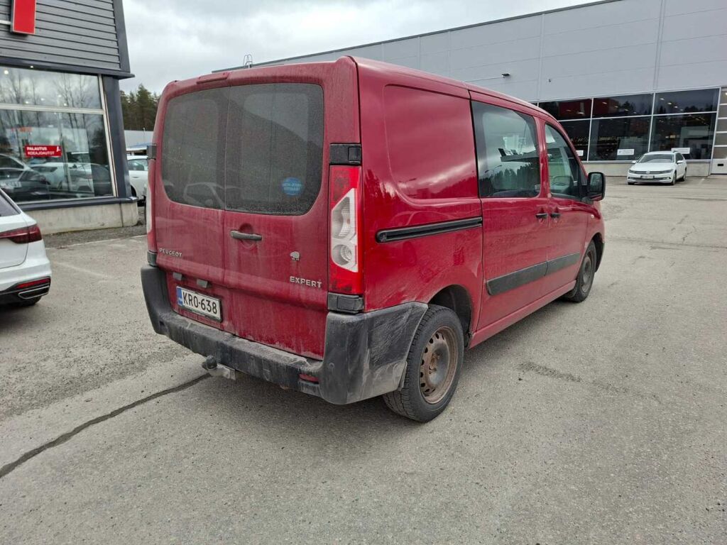 Peugeot Expert 2012 Punainen