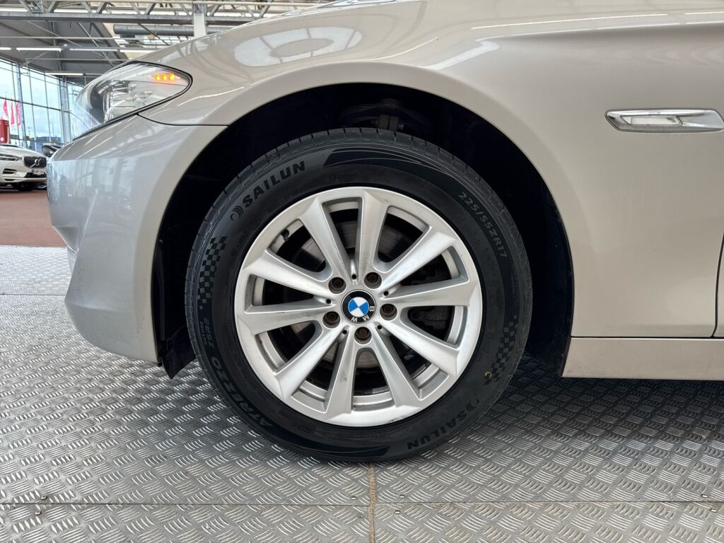 BMW 520 2012 Harmaa