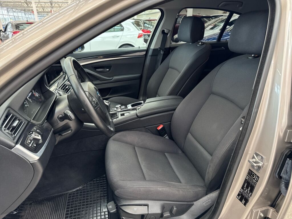 BMW 520 2012 Harmaa