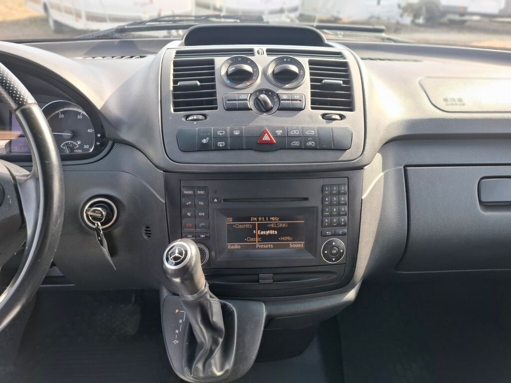 Mercedes-Benz Vito 2012 Ruskea (beige)