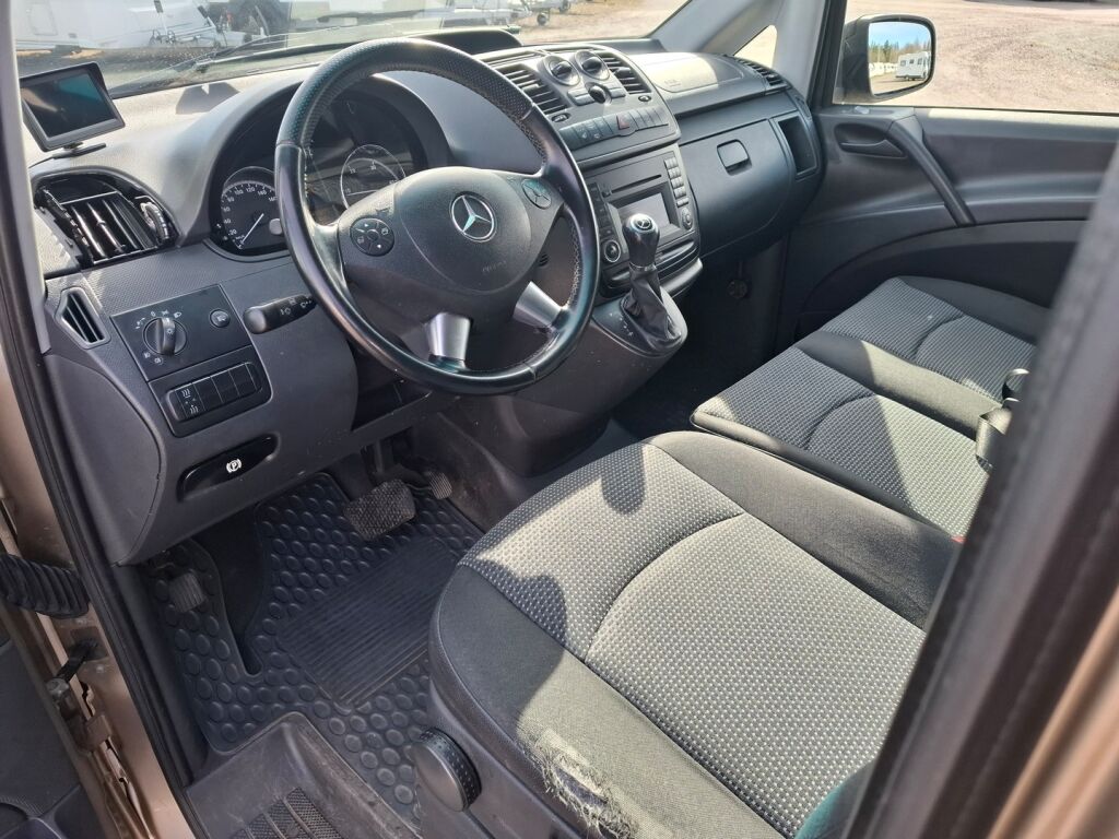 Mercedes-Benz Vito 2012 Ruskea (beige)