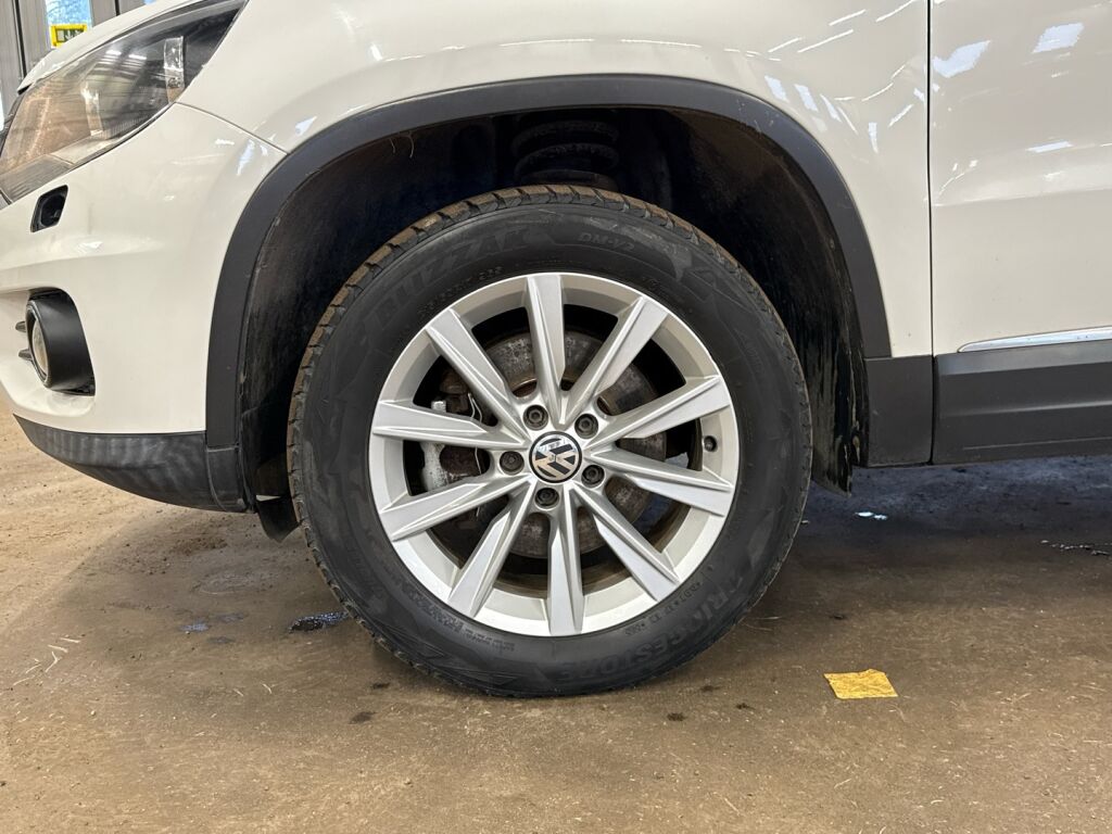 Volkswagen Tiguan 2012 Valkoinen