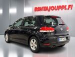 Volkswagen Golf 2012 Musta