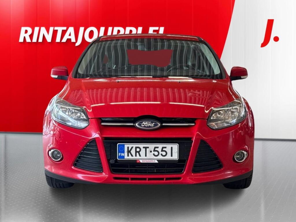 Ford Focus 2012 Punainen