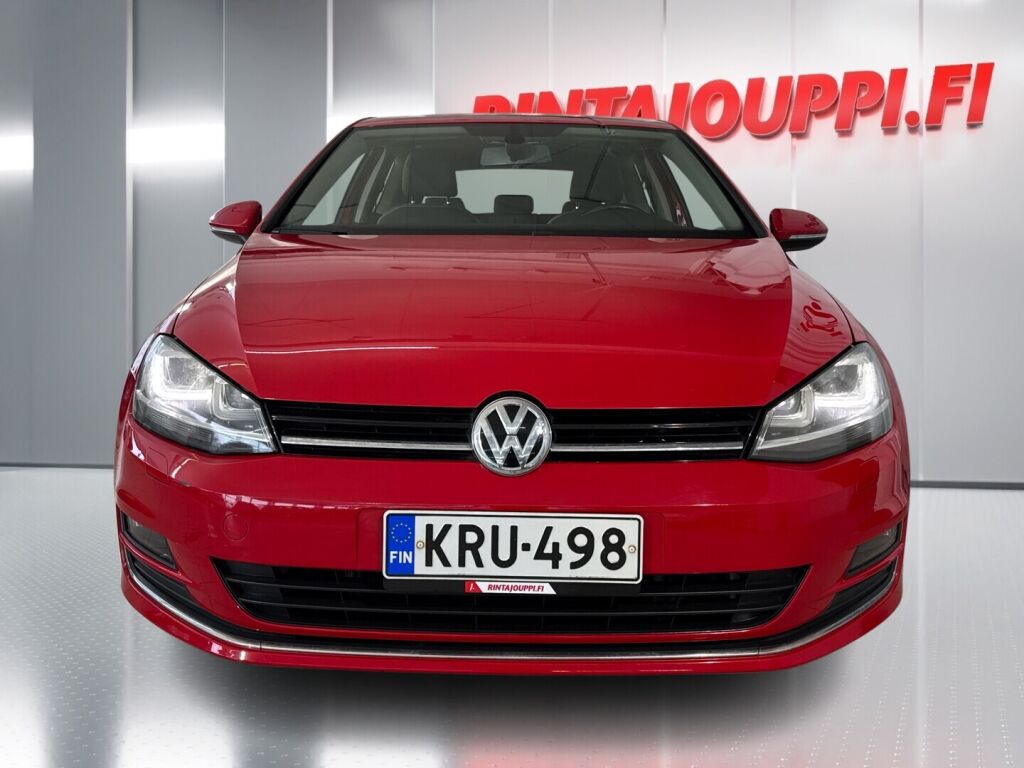 Volkswagen Golf 2013 Punainen