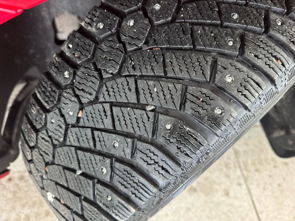 Volkswagen Golf 2013 Punainen