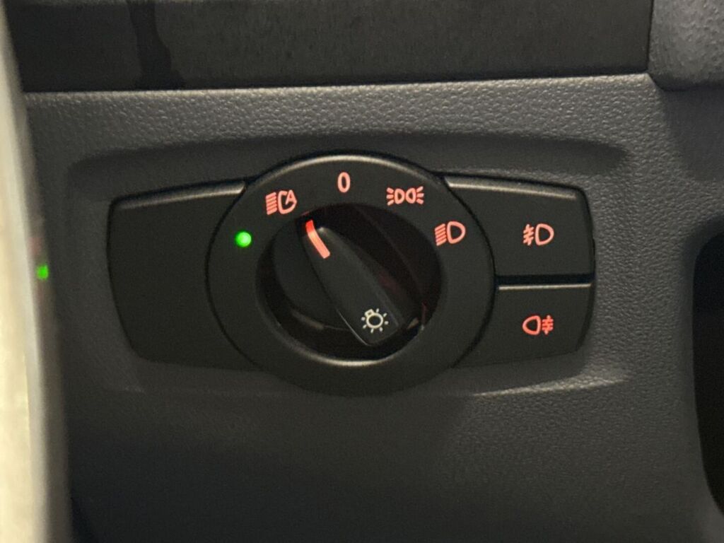 BMW 120 2006 Harmaa