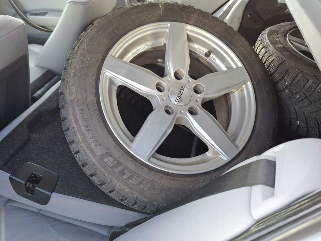 BMW 120 2006 Harmaa