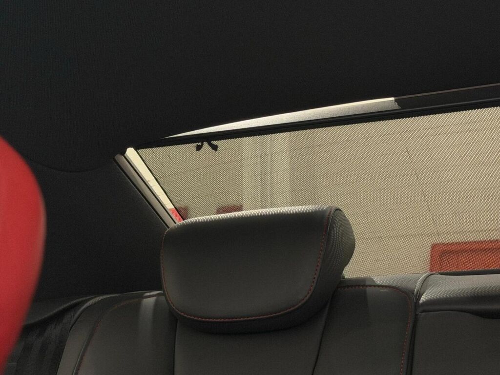 Audi RS 5 2010 Punainen