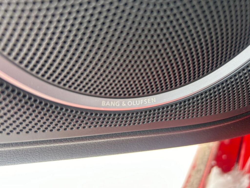 Audi RS 5 2010 Punainen