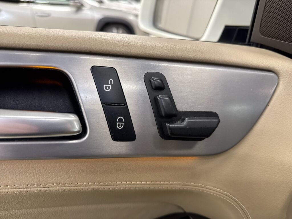 Mercedes-Benz ML 2013 Valkoinen