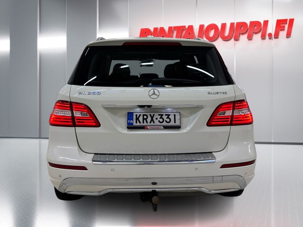 Mercedes-Benz ML 2013 Valkoinen