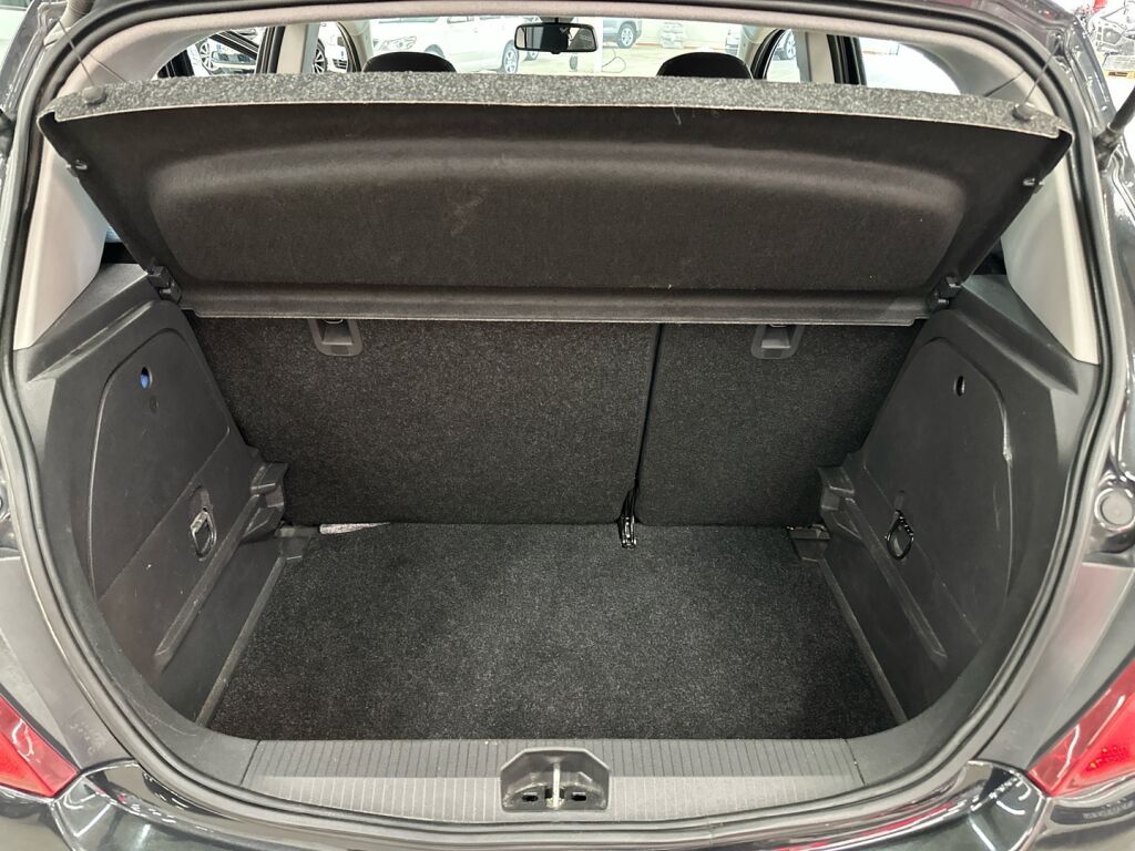 Opel Corsa 2013 Musta