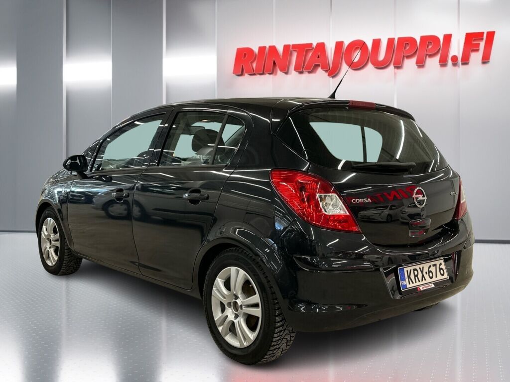 Opel Corsa 2013 Musta