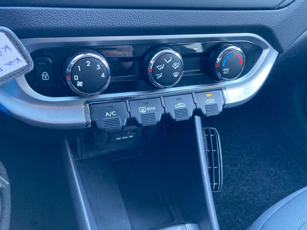 Kia Rio 2013 Metallinhohto Sininen