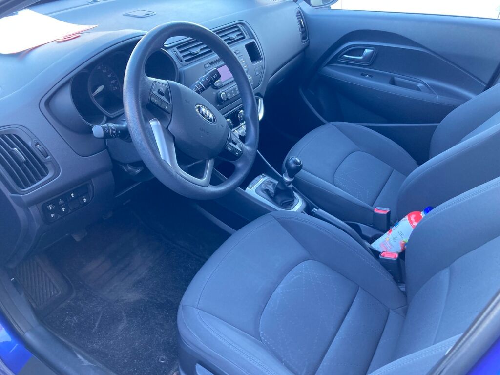Kia Rio 2013 Metallinhohto Sininen
