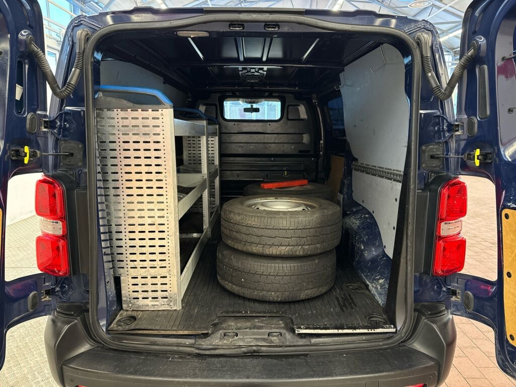 Toyota Proace 2017 Sininen