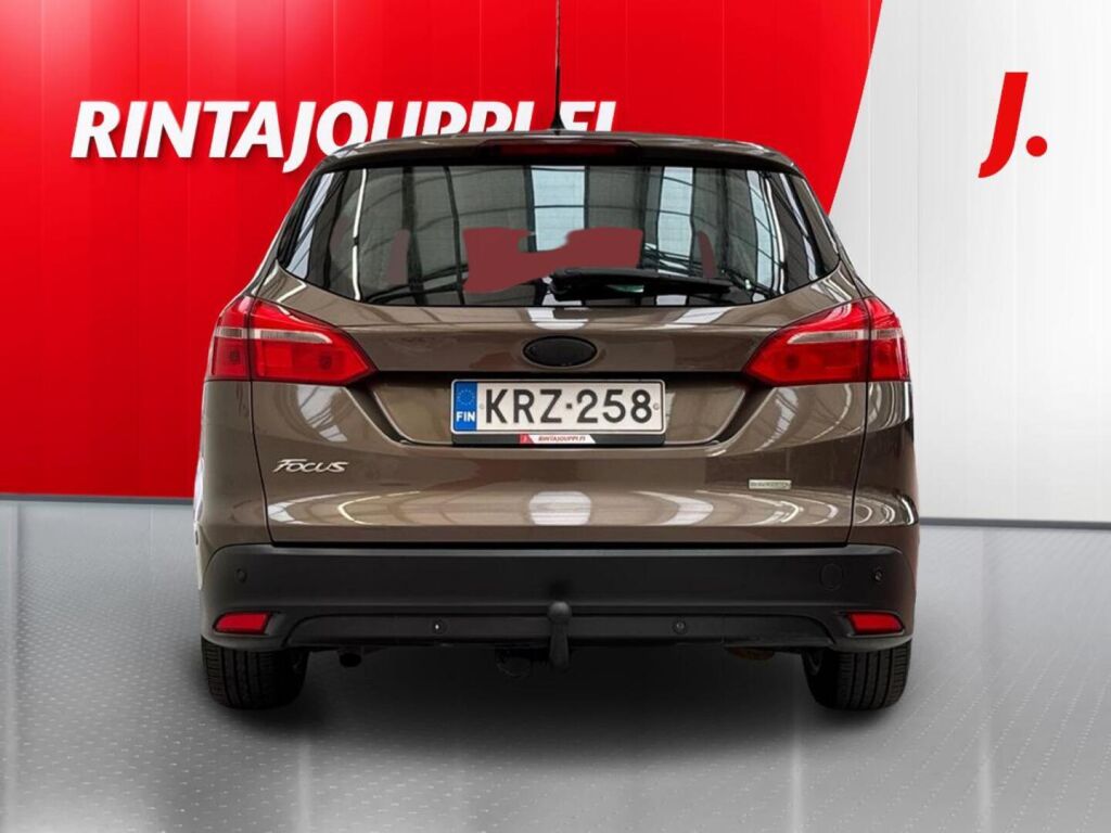Ford Focus 2017 Ruskea (beige)