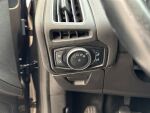 Ford Focus 2017 Ruskea (beige)