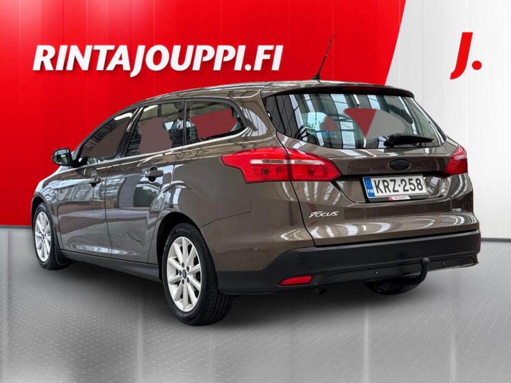 Ford Focus 2017 Ruskea (beige)