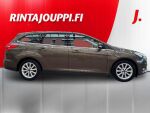 Ford Focus 2017 Ruskea (beige)