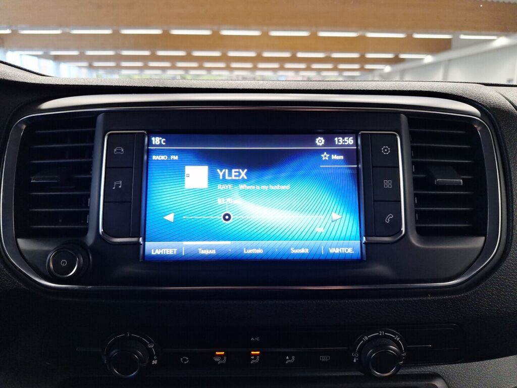 Toyota Proace 2017 Musta