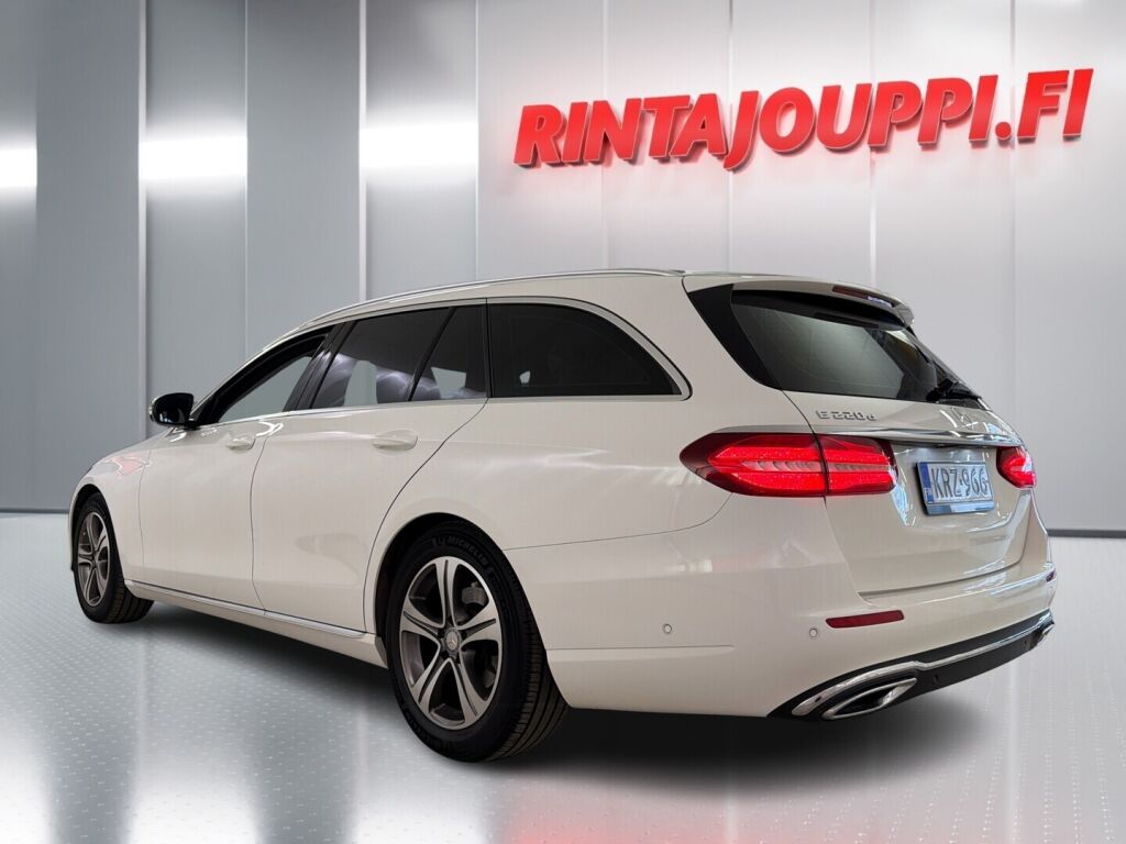 Mercedes-Benz E 2017 Valkoinen