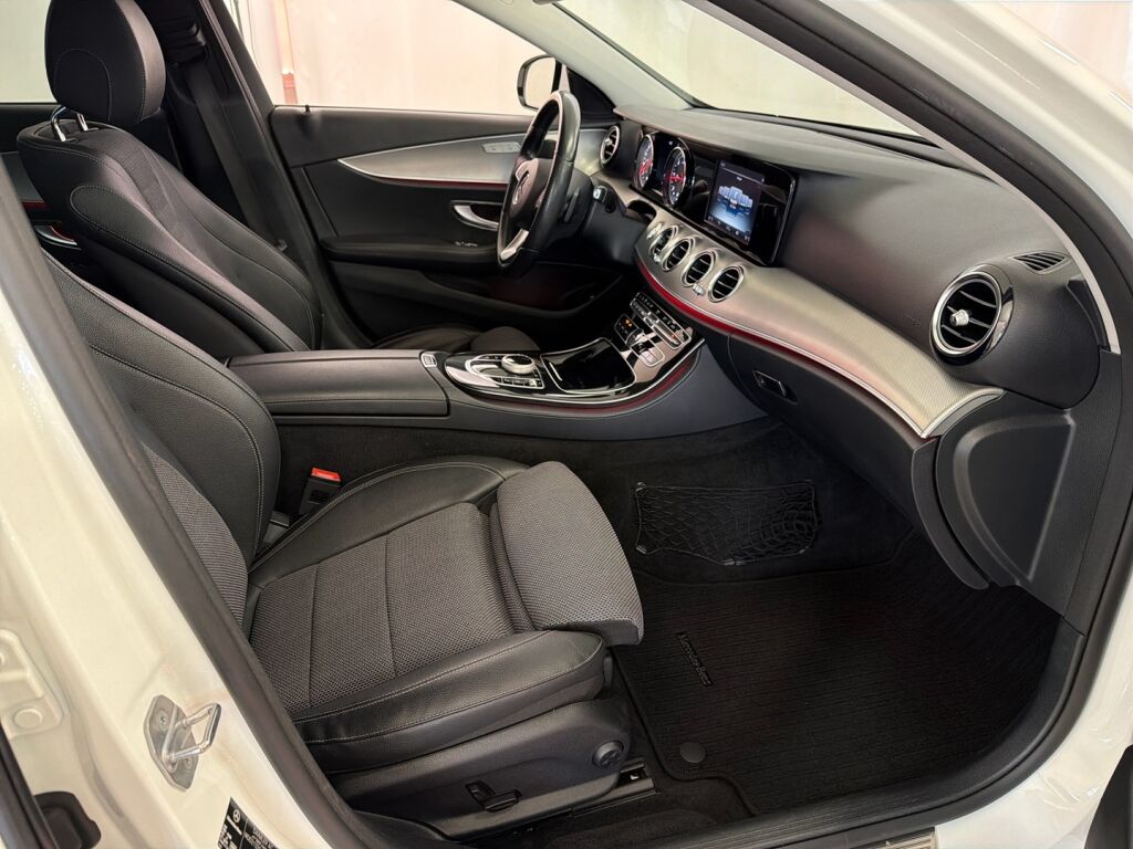 Mercedes-Benz E 2017 Valkoinen