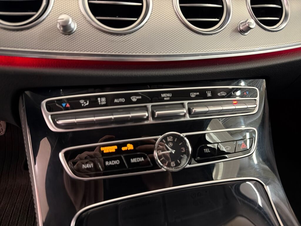 Mercedes-Benz E 2017 Valkoinen