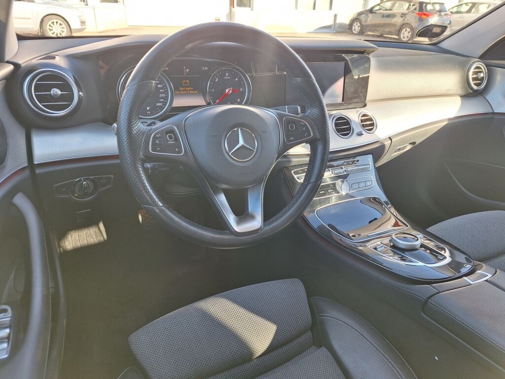 Mercedes-Benz E 2017 Valkoinen